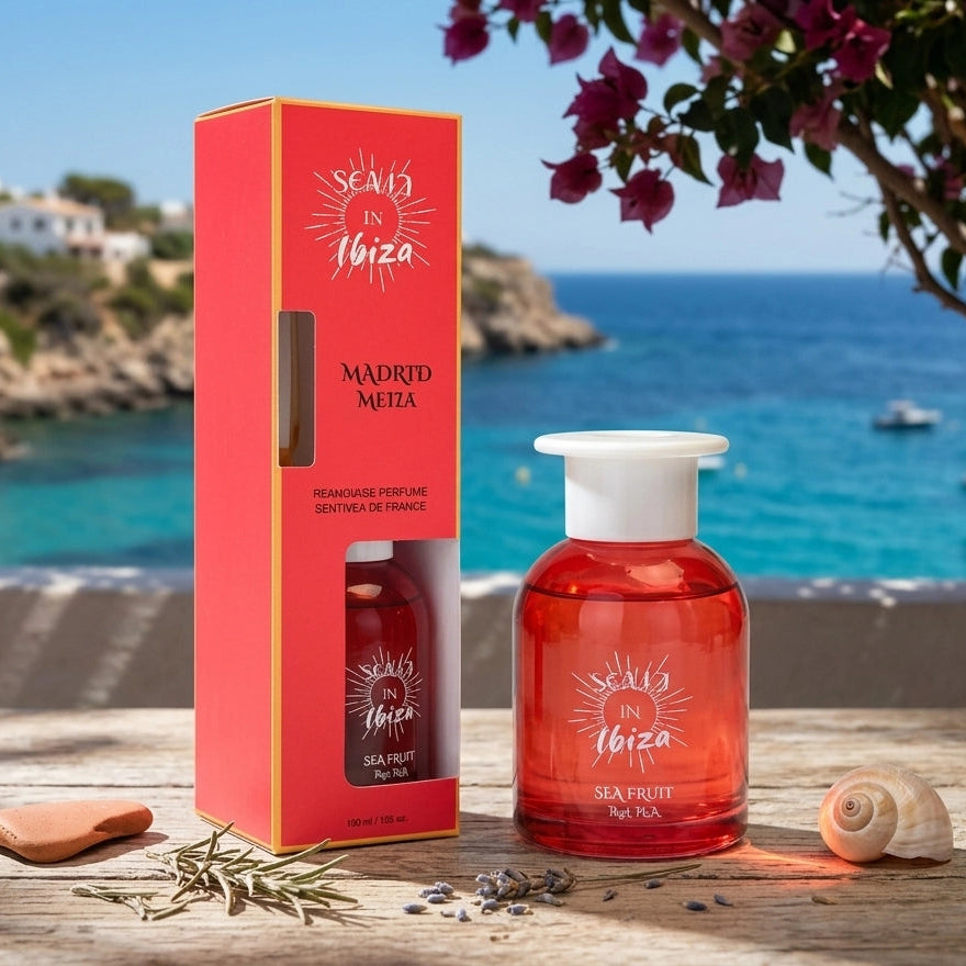 Solo En Ibiza "Madrid Muse" Glass Reed Diffuser 4.06OZ/120 mL