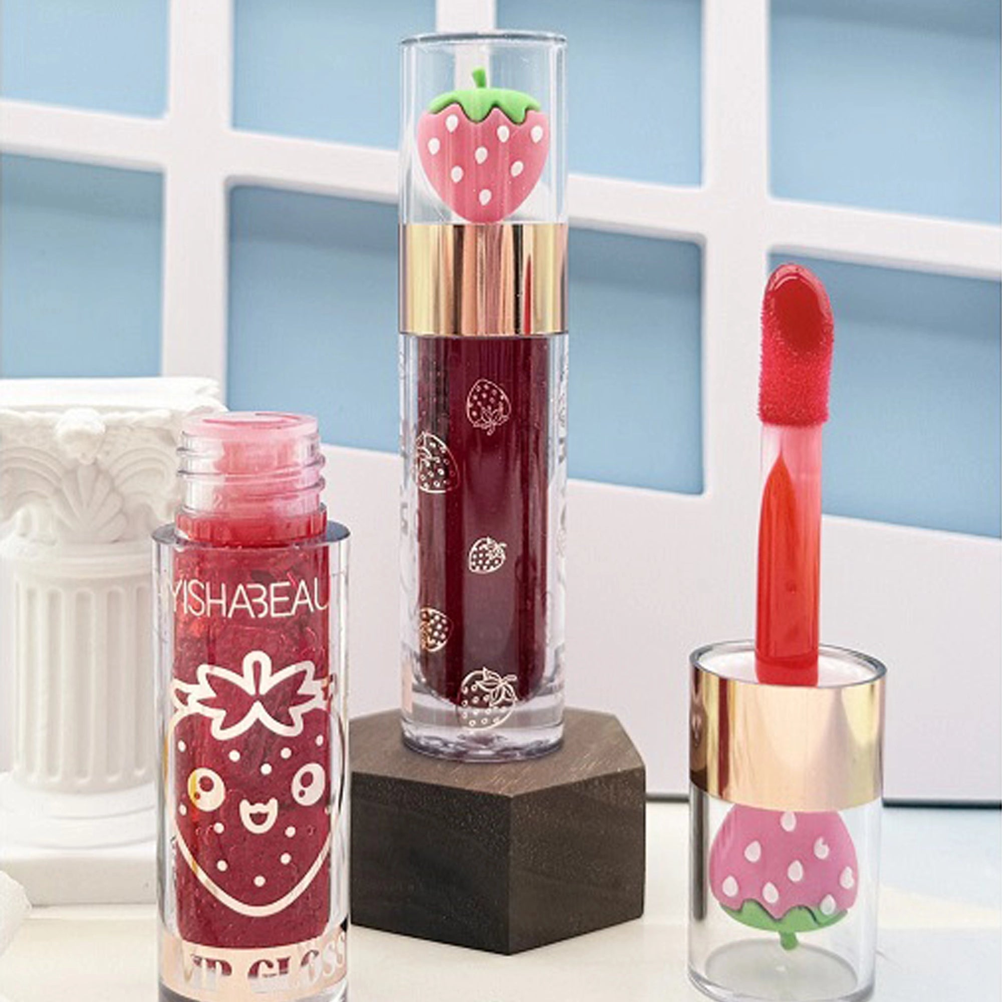 Cute Strawberry Lip Gloss (25017)