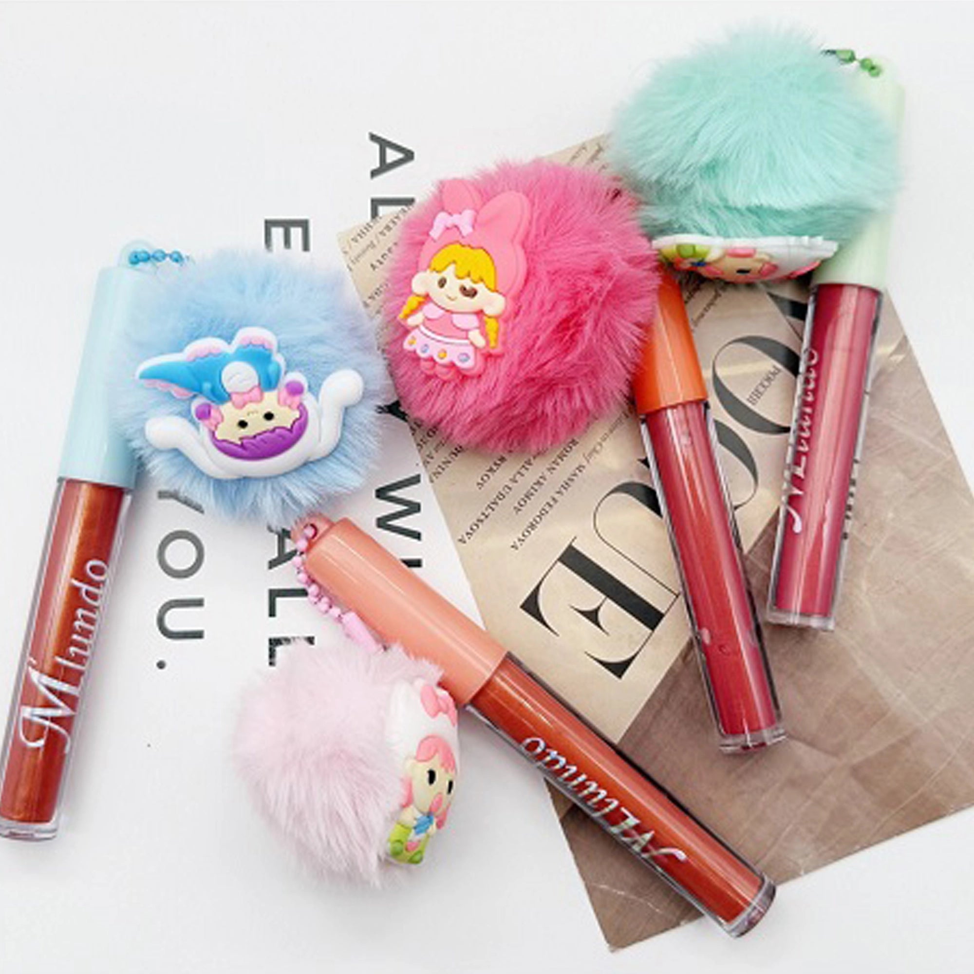 Good Friend Lip Gloss with Cute Pompom (GZ8010631)