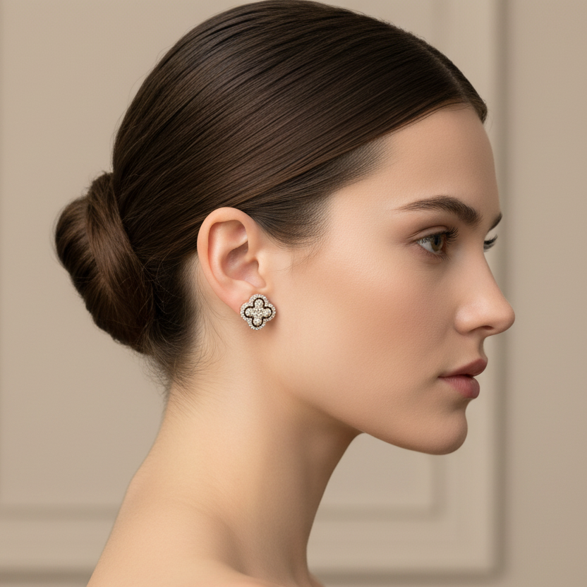 Sparkling Rhinestone Four-Leaf Clover Stud Earrings - Elegant Fashion Jewelry (AER1679)