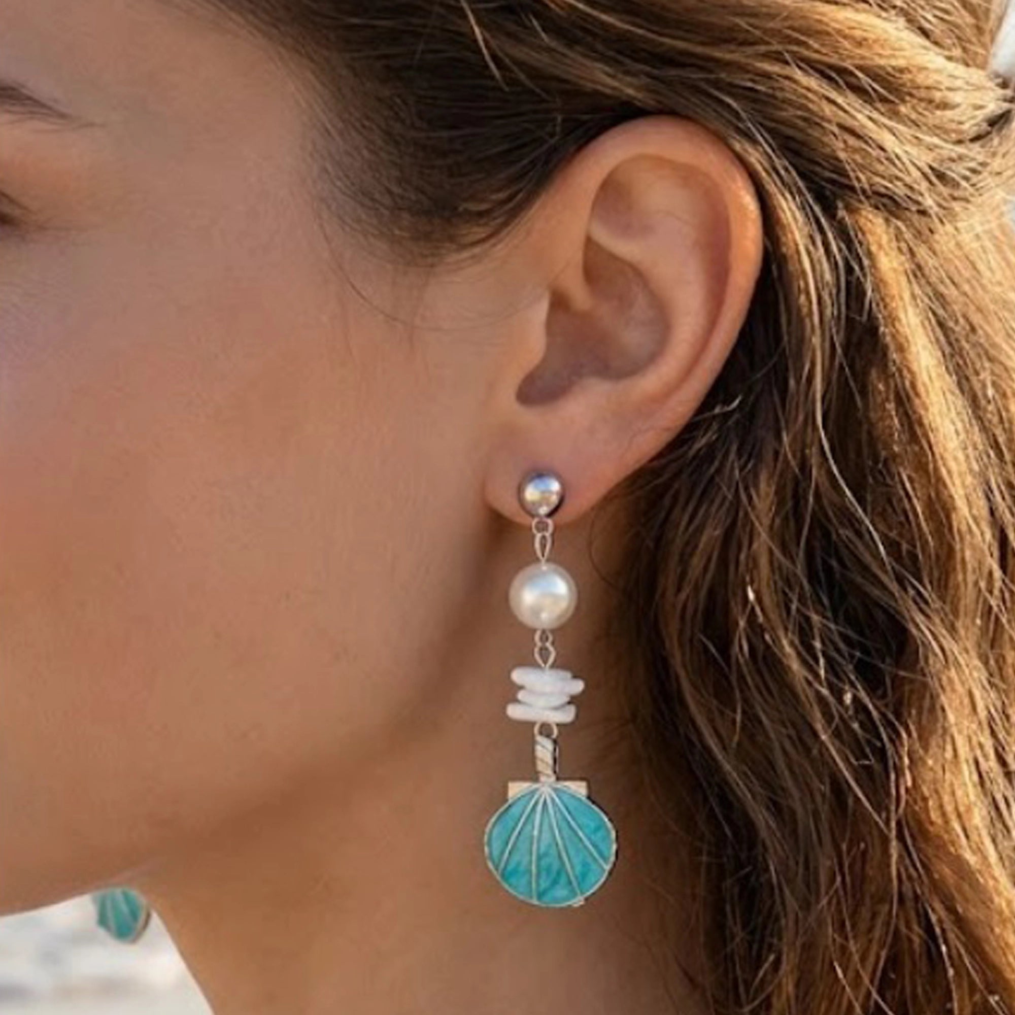 Ocean Breeze Seashell and Starfish Drop Earrings – Nautical Pearl and Coral Dangle Jewelry (AER1936)