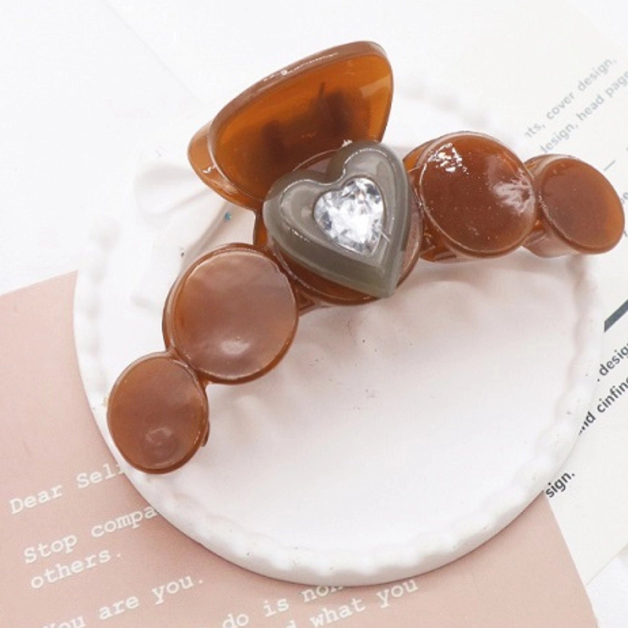 Elegant Pearl Hair Clip for Women – Matte Claw Clip for Thick Hair