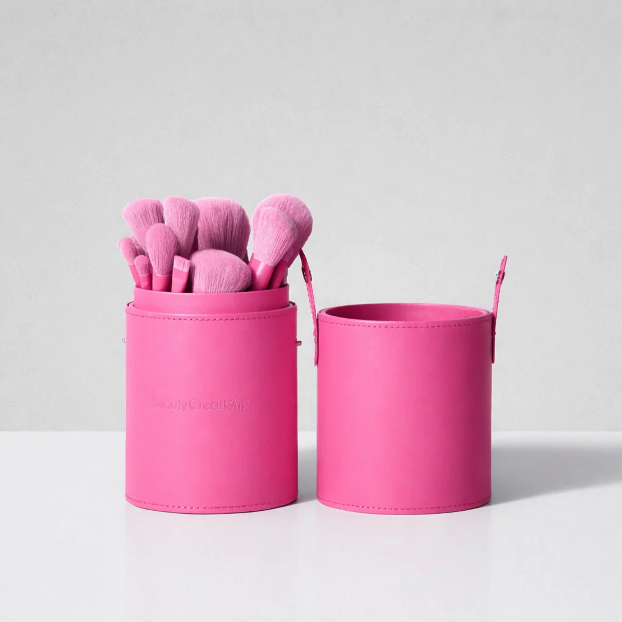 Beauty Creations - Hot Girl 24 PC Brush Set