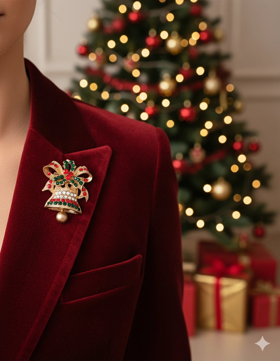 Elegant Christmas Brooch Set – 3-Piece Holiday Pins Christmas Tree, Candy Cane, Bell | 3.5CM