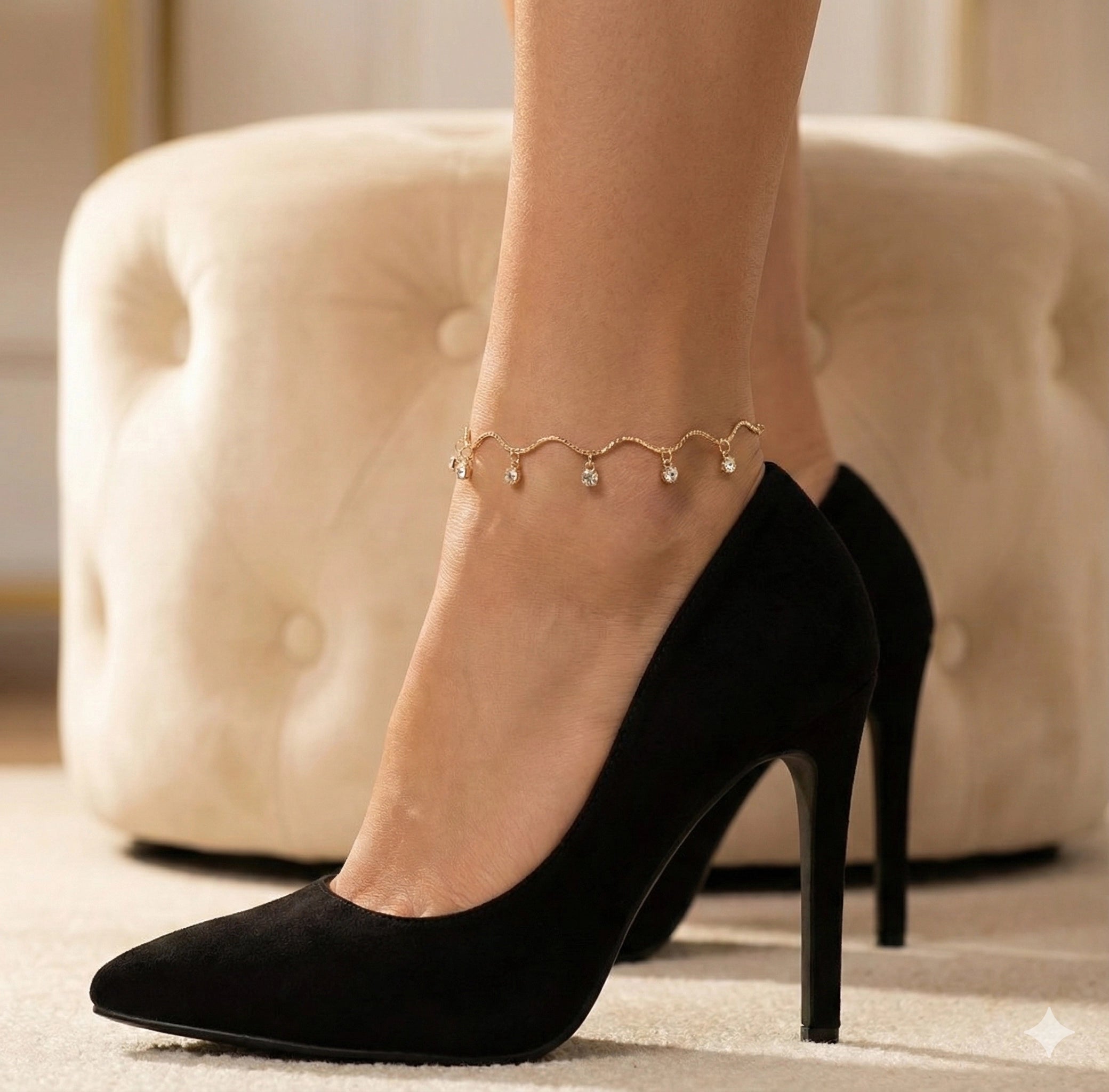 The Sun-Kissed Dainty Anklet – Effortless Boho Elegance