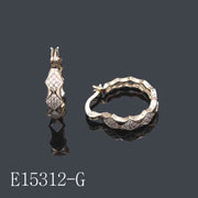 E15312 - 18K Gold Plated Diamond-Pattern Hoop Earrings with Cubic Zirconia | Geometric Huggie Hoops