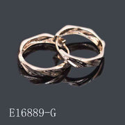 E16889 - 18K Gold Plated Twisted Hoop Earrings for Women