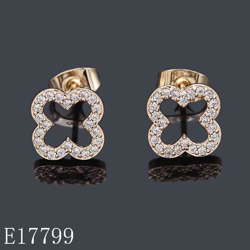 E17799 - 18K Gold Plated Clover Stud Earrings – Openwork Four-Leaf Clover CZ Sparkle Earrings for Women