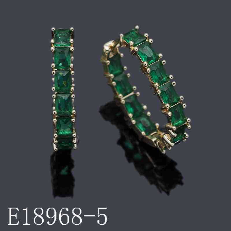 E18968-5 - 18K Gold Plated Emerald Green Zirconia Hoop Earrings | Rectangle Cut Huggie Hoops