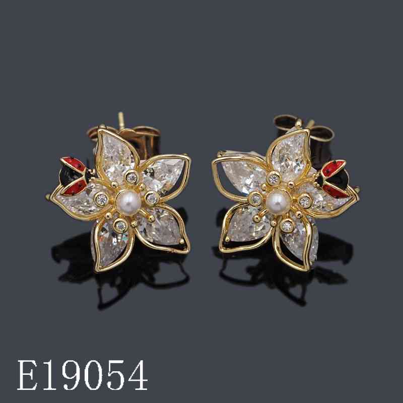 E19054 - 18K Gold Plated Flower Stud Earrings with Cubic Zirconia, Faux Pearl Accent & Red Enamel Ladybug Details