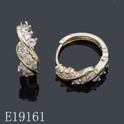 E19161 - 18K Gold Plated Twisted Cubic Zirconia Huggie Hoop Earrings