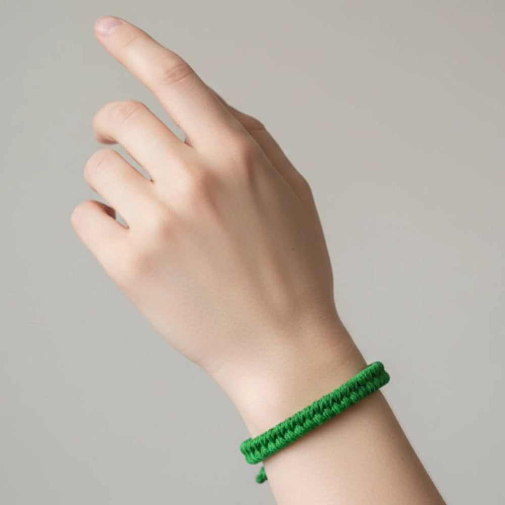 Knotted Cord Style: Vibrant Green Adjustable Friendship Bracelets