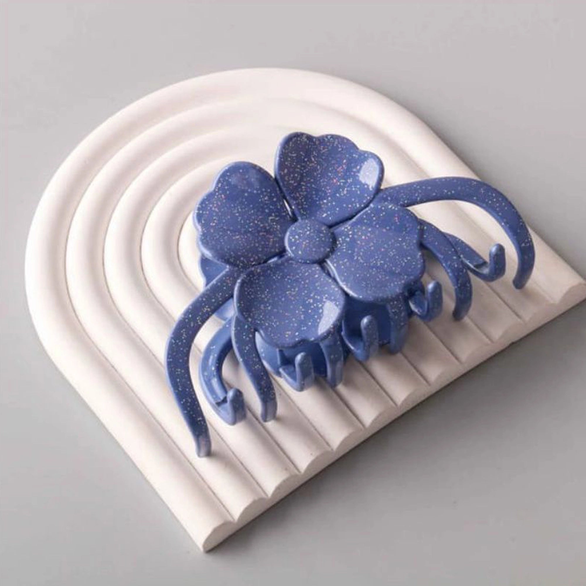 Glitter Lucky Flower Rake Claw Clip - Sparkle Floral Hair Accessory (HC11441)