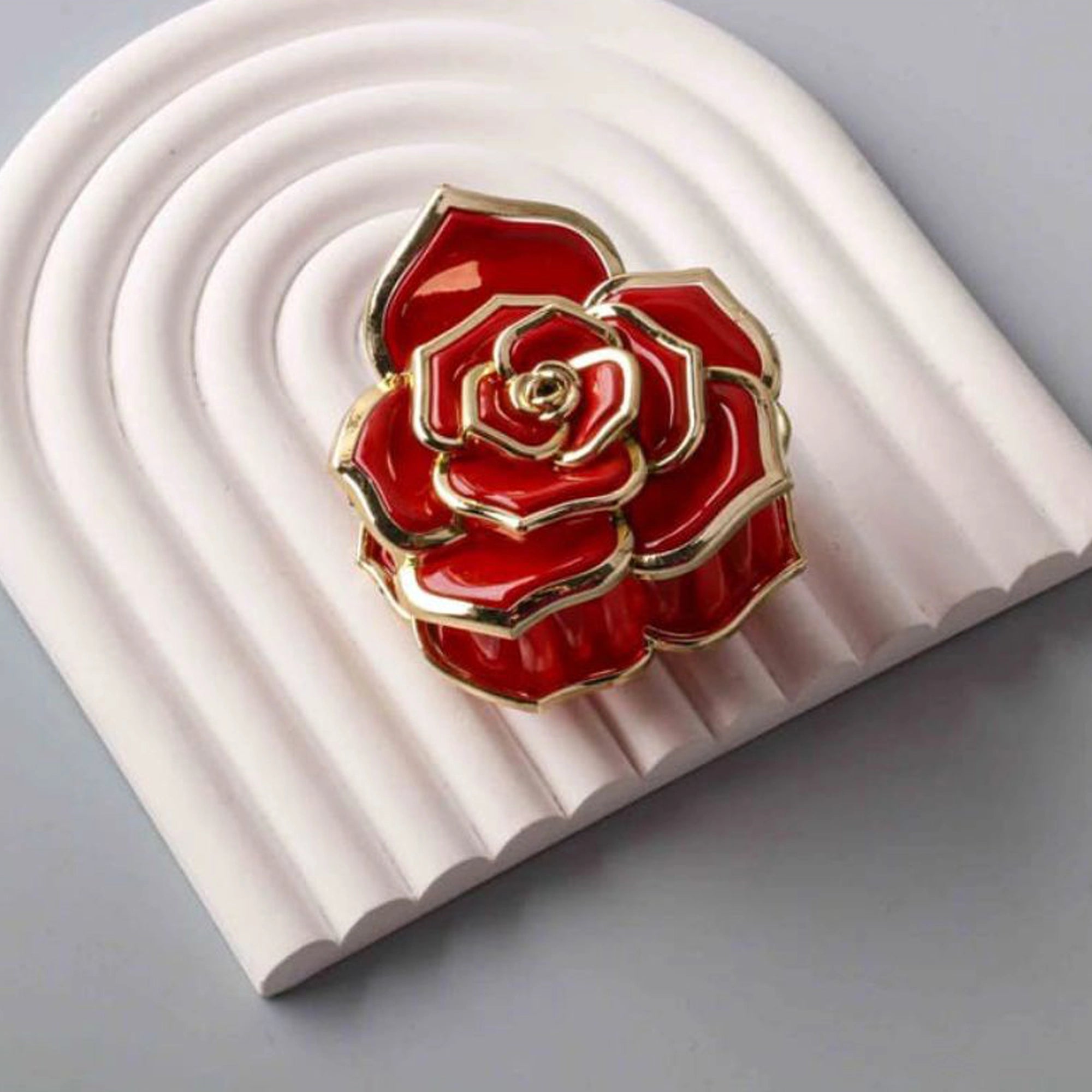 Elegant Enamel Rose French Claw Clip – Vintage-Inspired Floral Hair Accessory (HC11684)