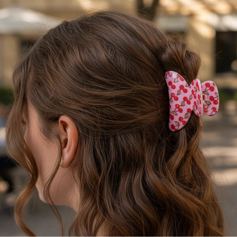 Heart Print Hair Clip for Women – Strong Hold Claw Clip