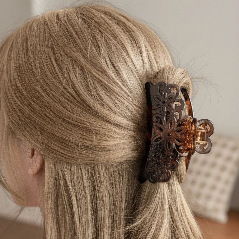 Classic Tortoiseshell Hair Claw Clip – Medium Strong Grip Clip for Thick or Fine Hair