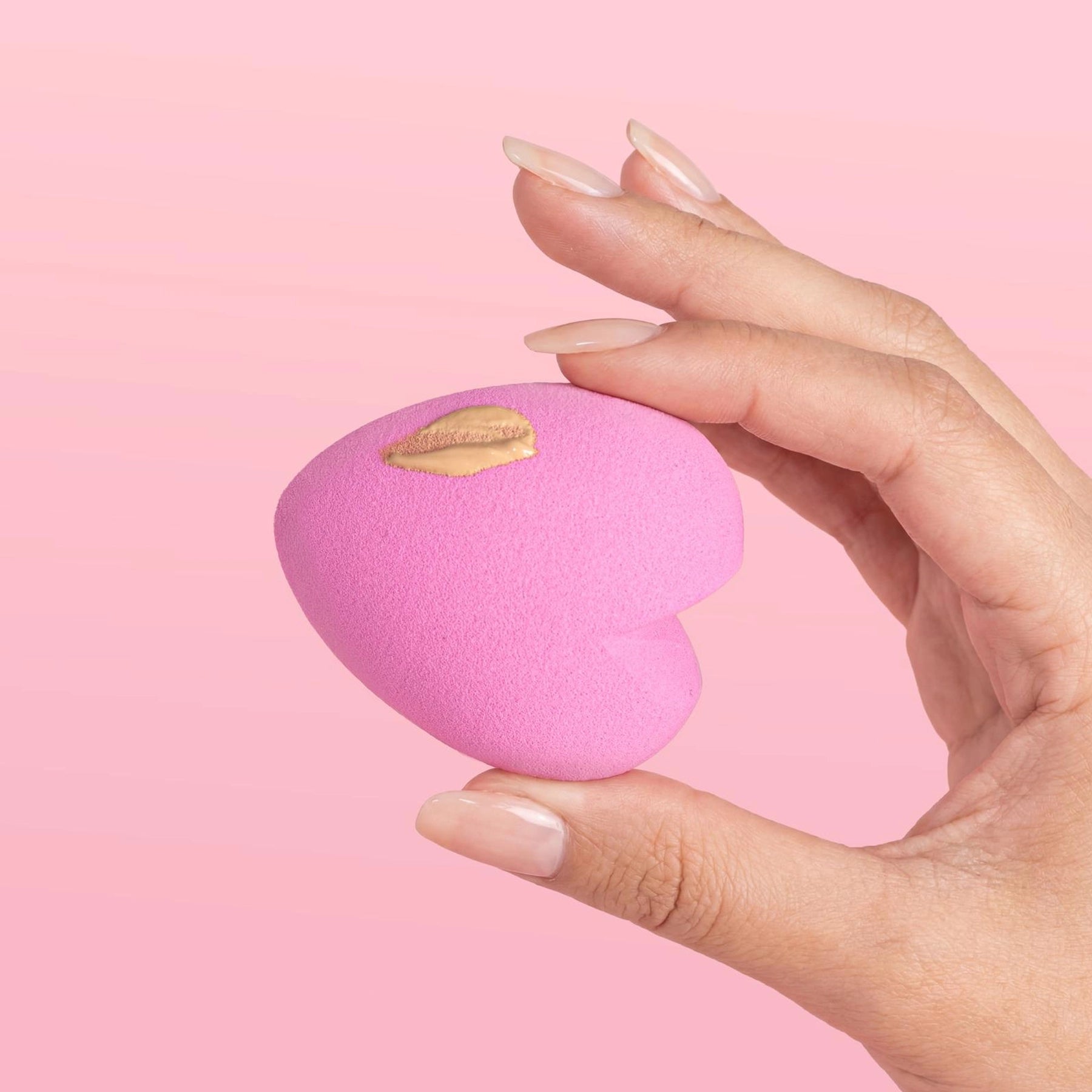 Prolux - Love Sponge: Heart Shaped Makeup Sponges