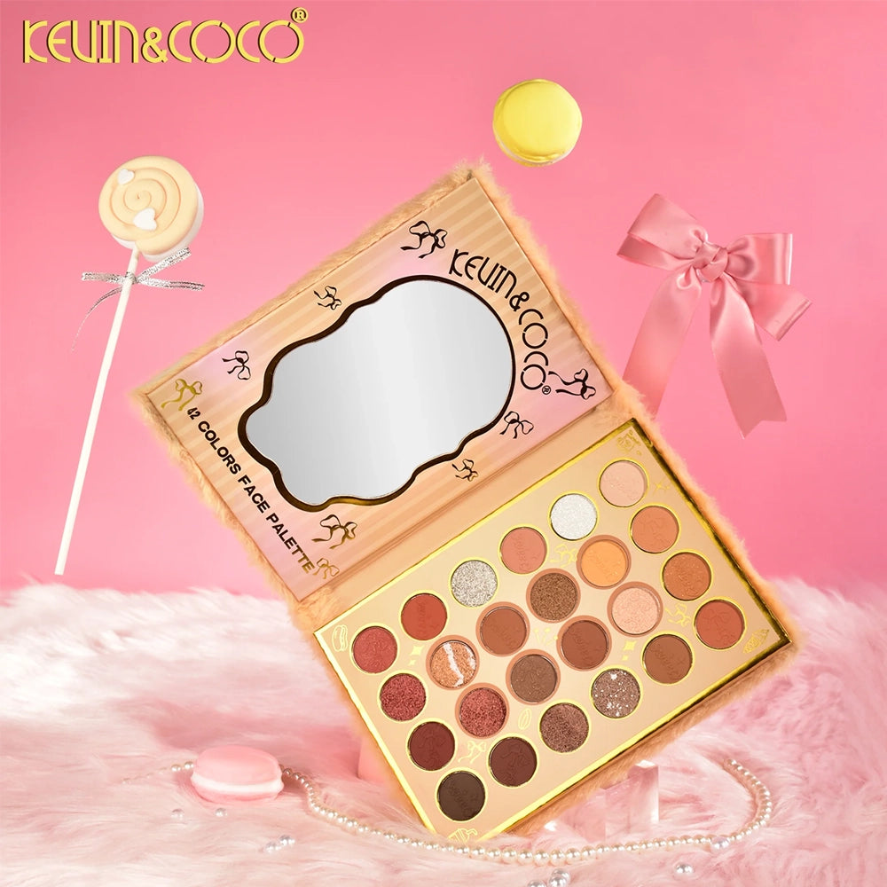 Kevin & Coco - Brown Fuzzy Face Palette