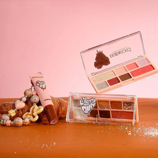Kevin & Coco - LOVE IS IN THE AIR 8 Color Palette & Lip Gloss Set