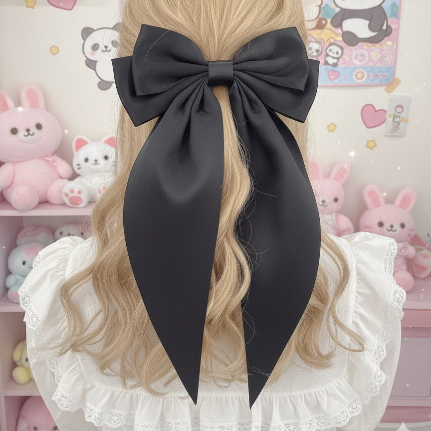 The Black Widow: XXL 38cm Statement Bow Clip