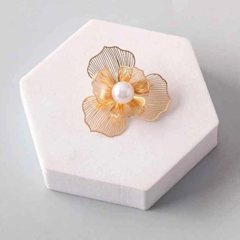 Elegant Filigree Butterfly Pearl Brooch Pin – Gold & Silver Tone Insect Jewelry (PN5414GS)