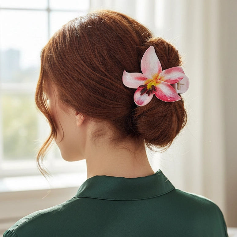 Tropical Lily Garden Bloom Hair Claw – 9.5cm Realistic Floral Clip (RCP-0841R)