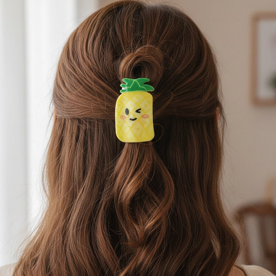 2-Piece Kawaii Winking Pineapple Hair Claw Clips - Cute Summer Fruit Hair Accessories for Girls and Women - Pastel Colors (4.5cm) (RCP-0849)