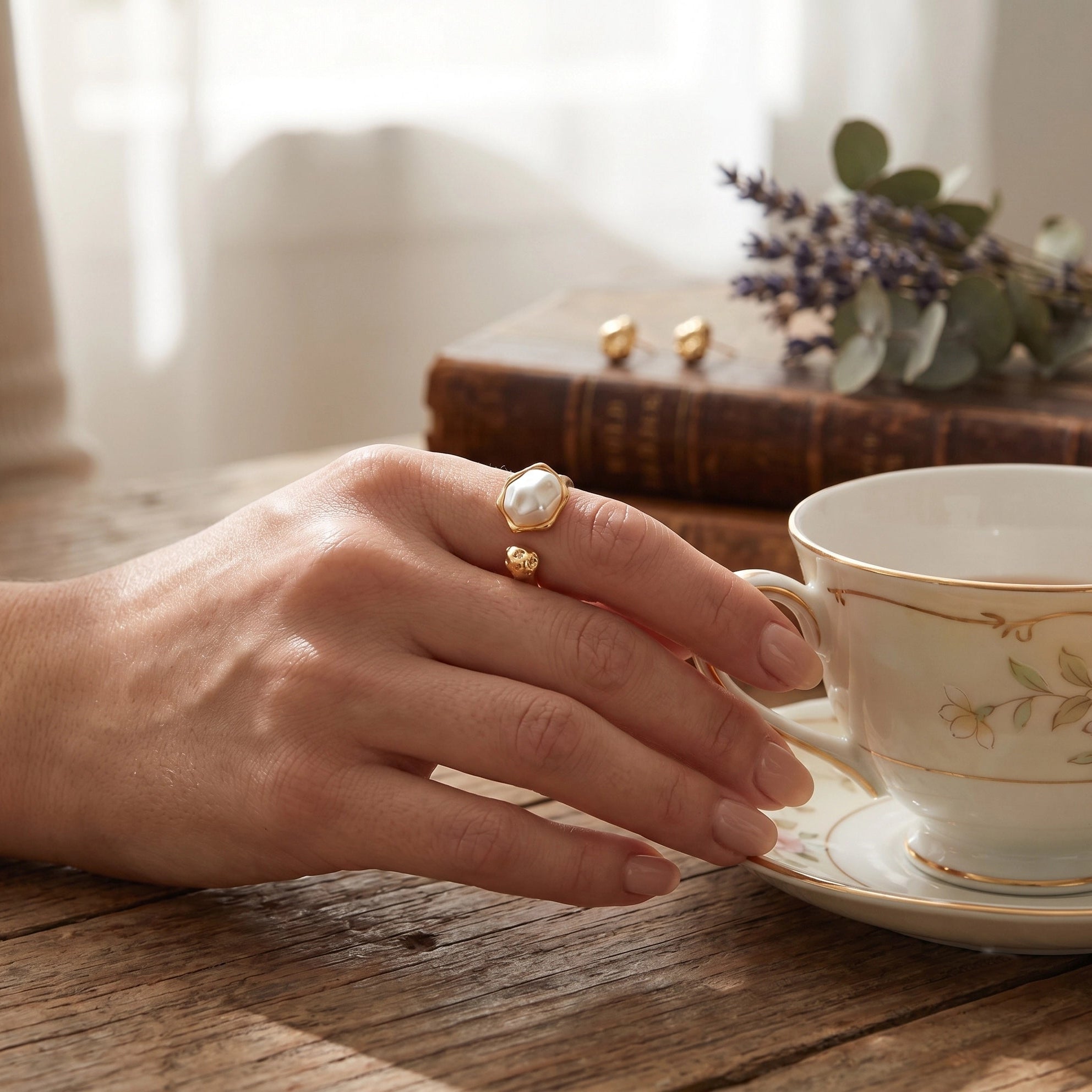 Pearl Stone Open Ring – Modern Gold & Silver Adjustable Baroque Pearl Statement Ring (RN12103GS)