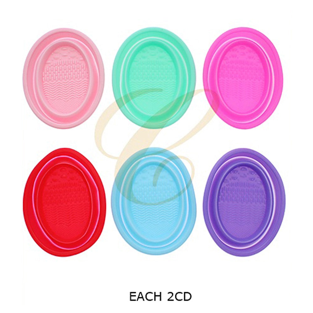 Deep Clean, Anywhere: Portable Silicone Makeup Brush Cleaner Mat & Collapsible Basin Set