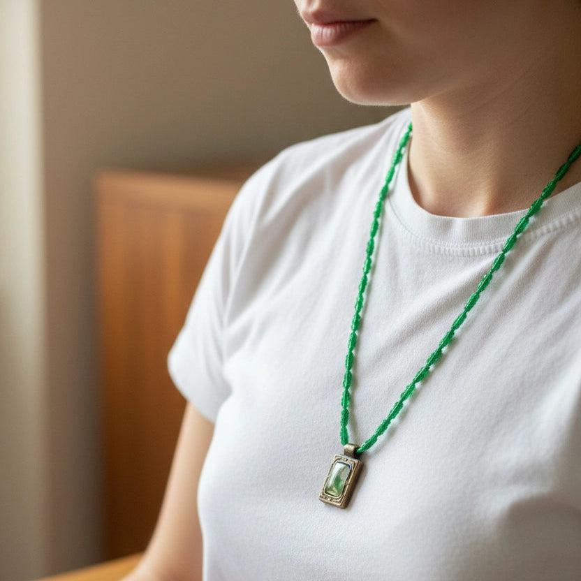 35cm Green Cord Religious Scapular Necklace - RS263 Traditional Woven Devotional Pendant - Bulk Wholesale (RS263)