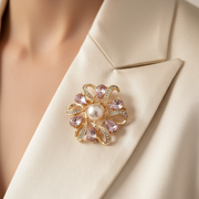 Elegant Crystal Flower Brooch Pin with Faux Pearl Center – 12-Piece Wholesale Pack, Rhinestone Floral Breastpin for Weddings, Parties, and DIY Jewelry Crafts (YNV-1737)