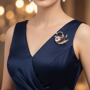 Elegant Swan Brooch Pin for Women – 12-Piece Rhinestone Crystal Animal Brooch Set, Vintage Gold & Silver Safety Pins for Fashion Clothing (YNV-1738)